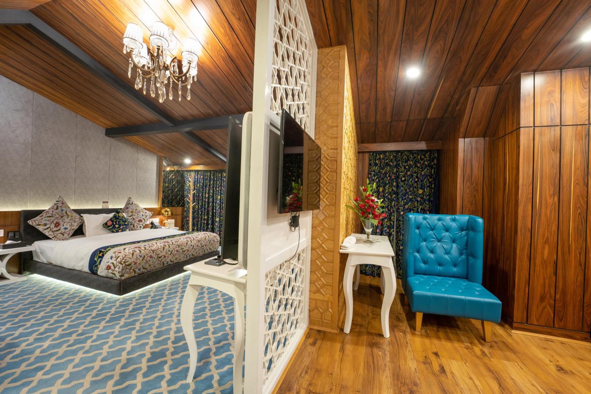 Hotel Snowland, Srinagar Buitenkant foto