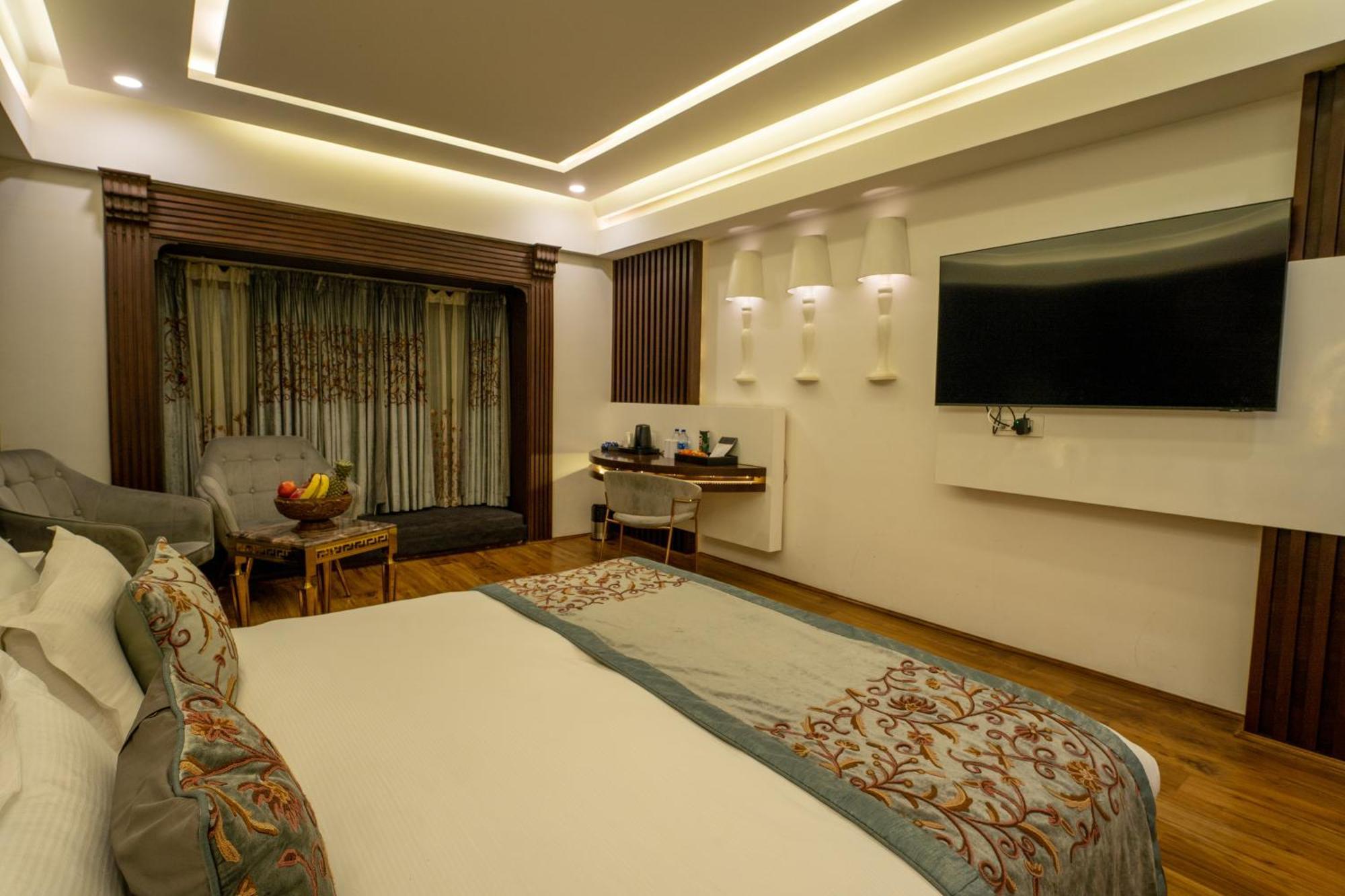 Hotel Snowland, Srinagar Buitenkant foto