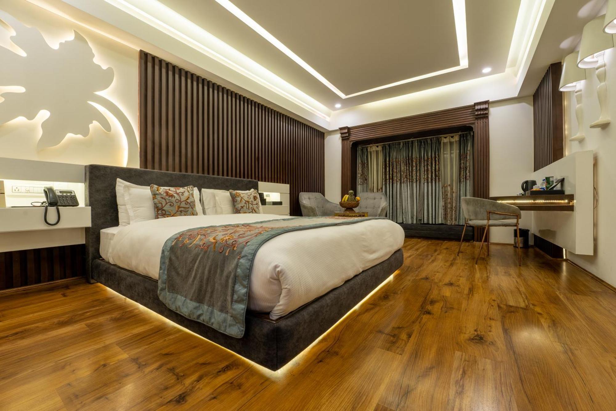 Hotel Snowland, Srinagar Buitenkant foto