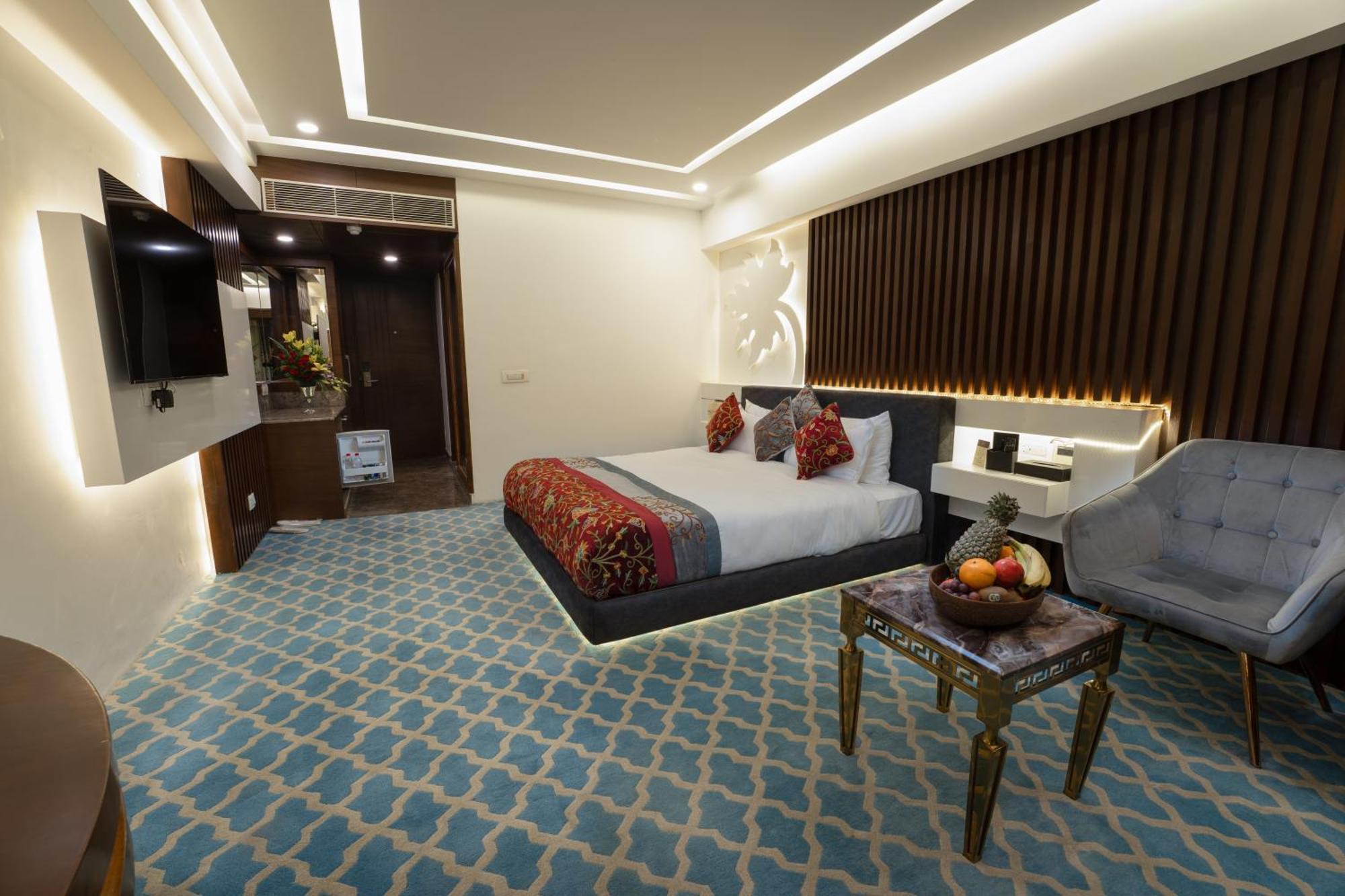 Hotel Snowland, Srinagar Buitenkant foto