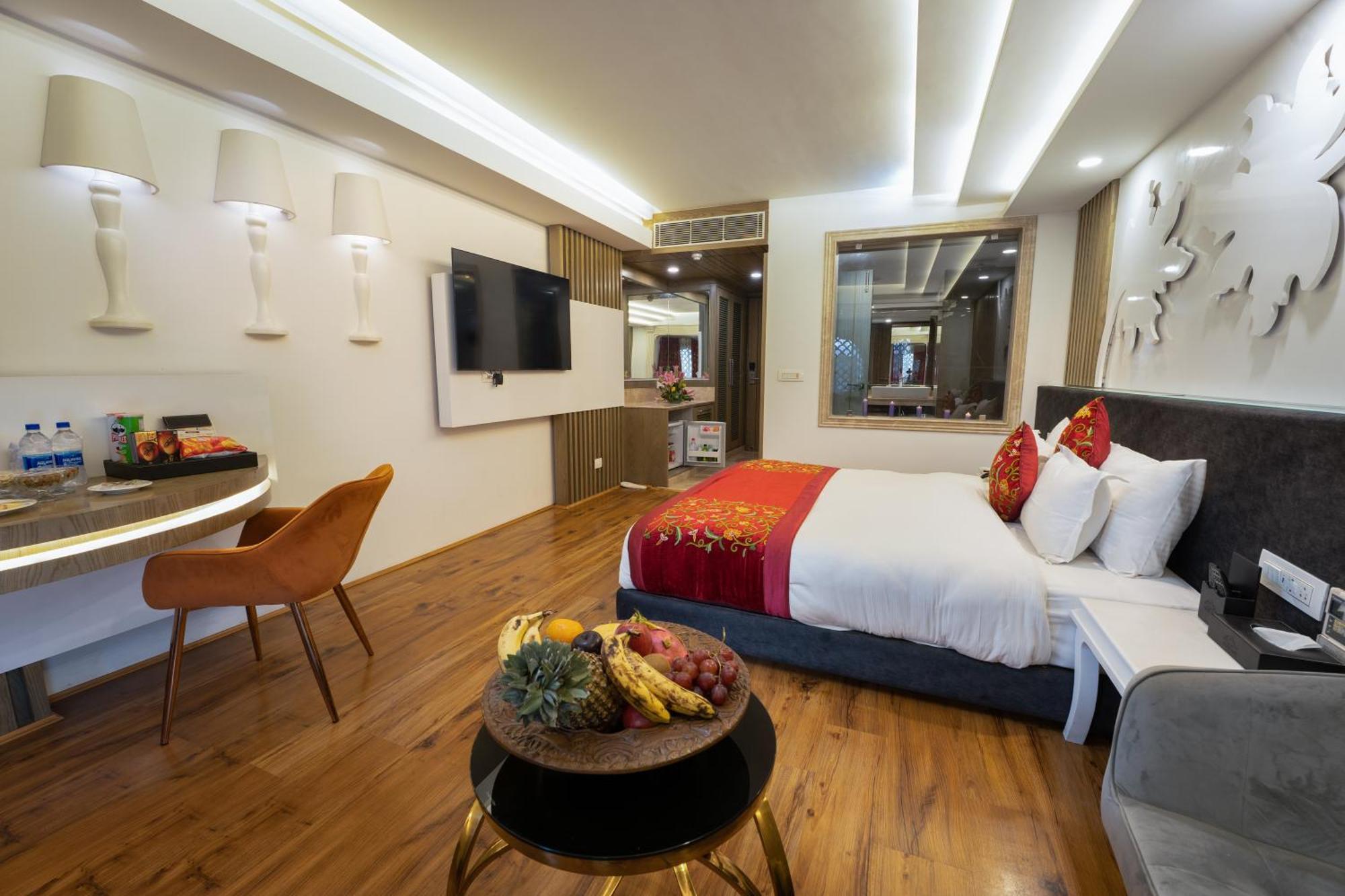 Hotel Snowland, Srinagar Buitenkant foto
